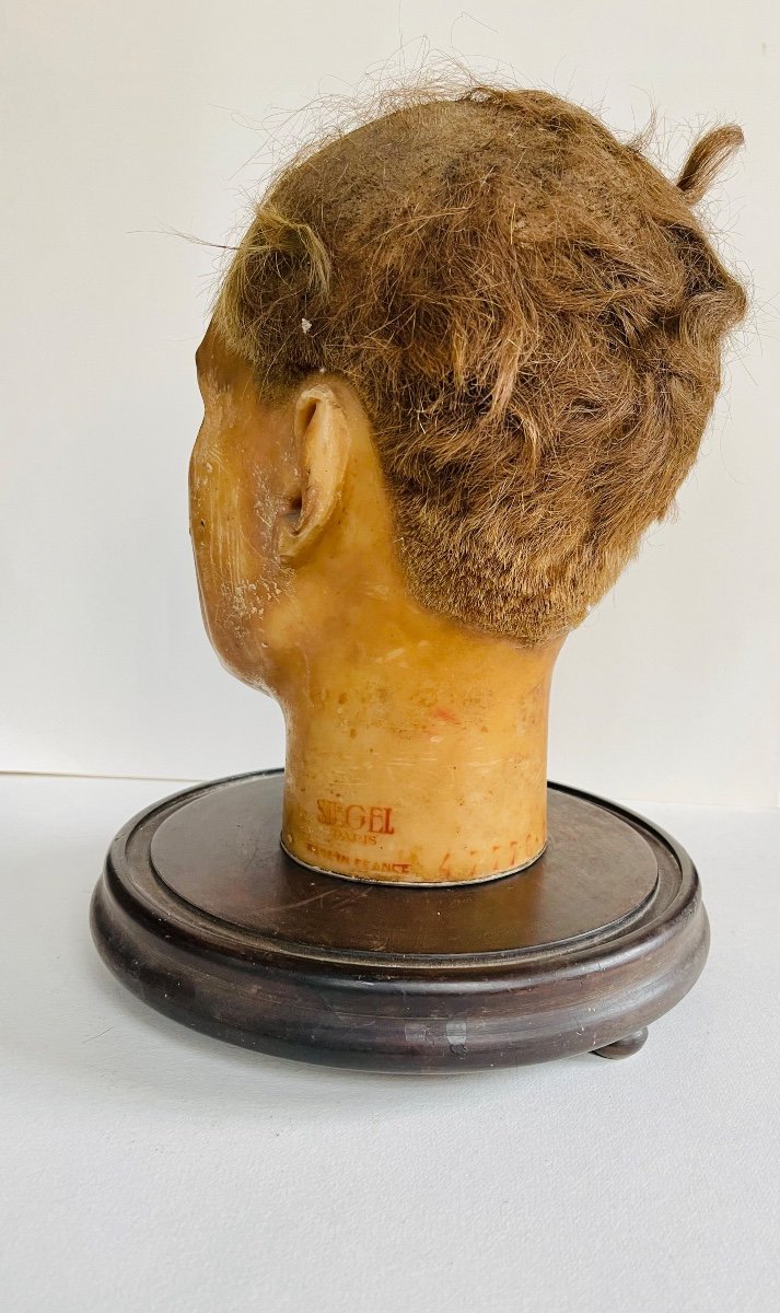 Siegel Mannequin Head-photo-4
